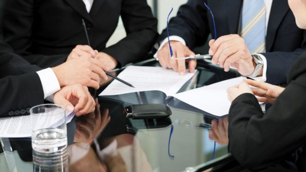 When To Retain External Investigators?