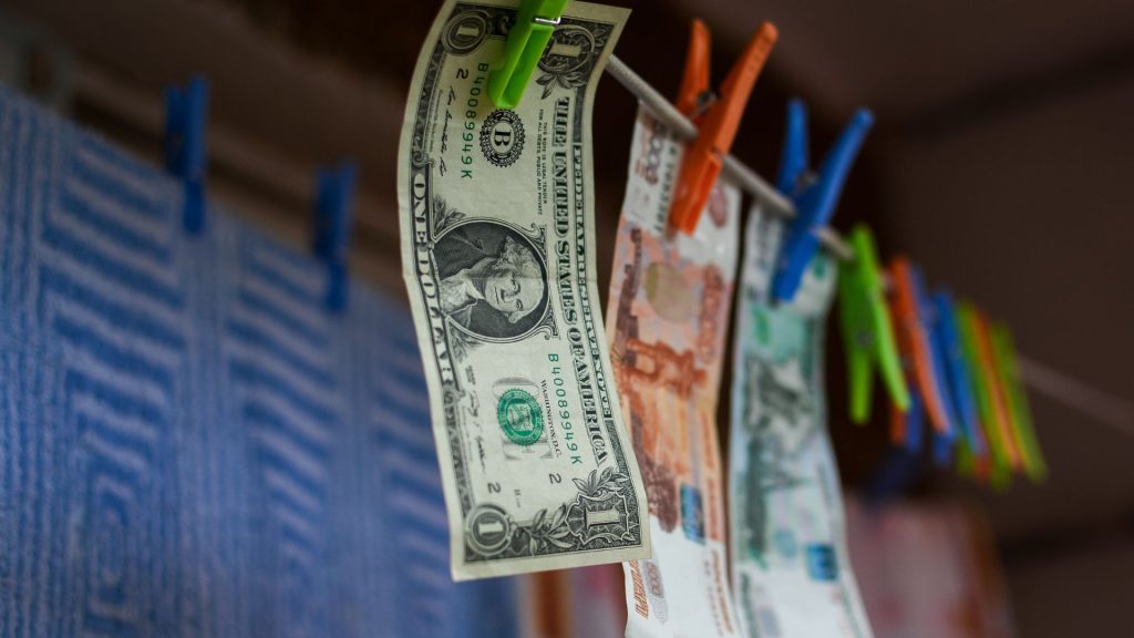 La historia del lavado de dinero