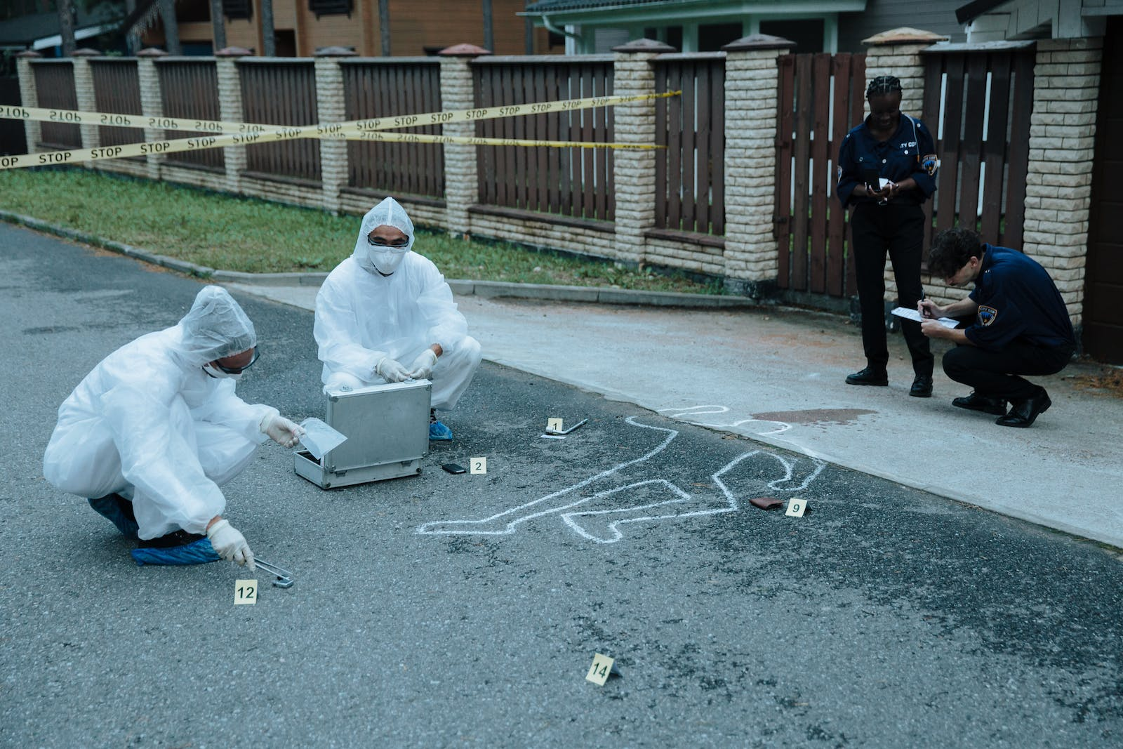 Collecting evidence from a crime scene